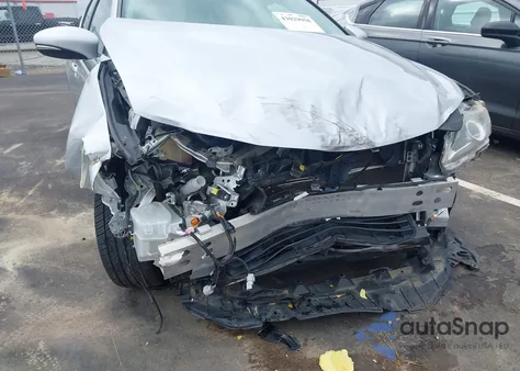 2011 Lexus Ct 200H Premium z USA, uszkodzony, nr VIN JTHKD5BHXB2031369